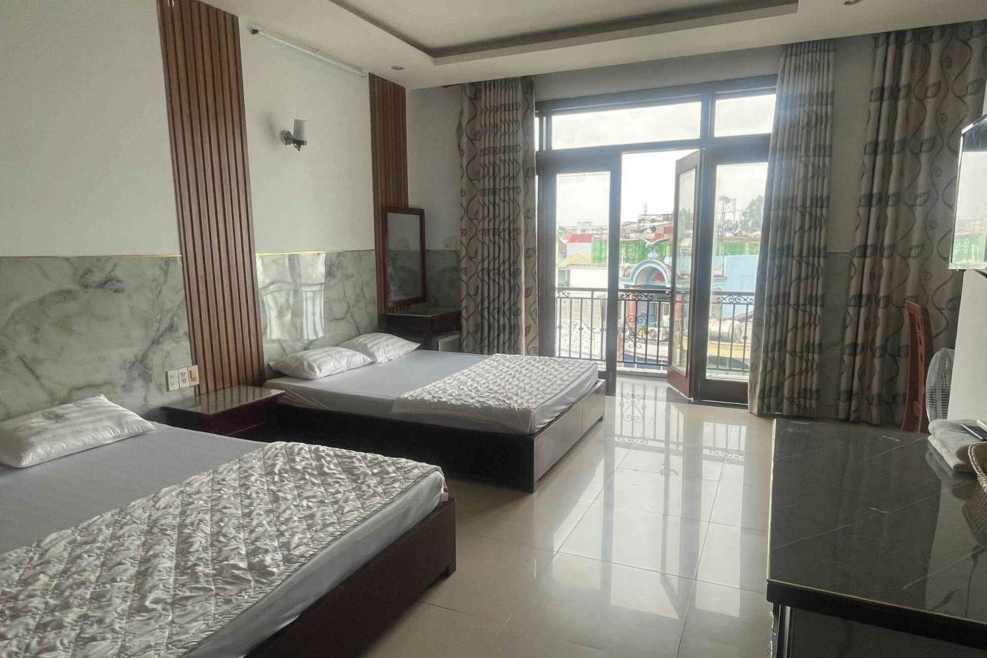 Hoa Sen Khách sạn TP. Hồ Chí Minh