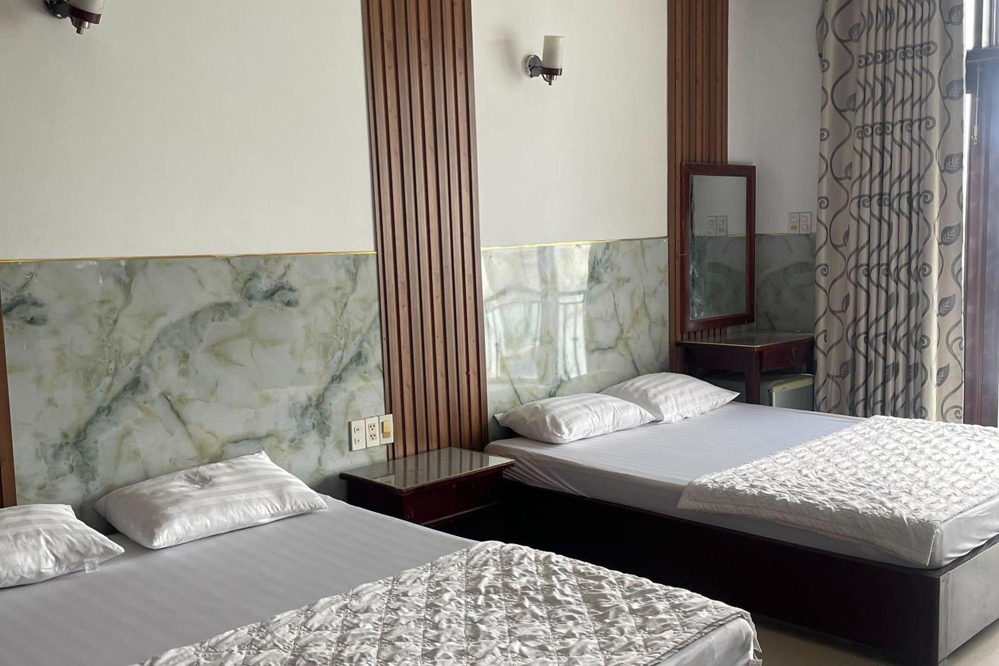 Hoa Sen 2* TP. Hồ Chí Minh