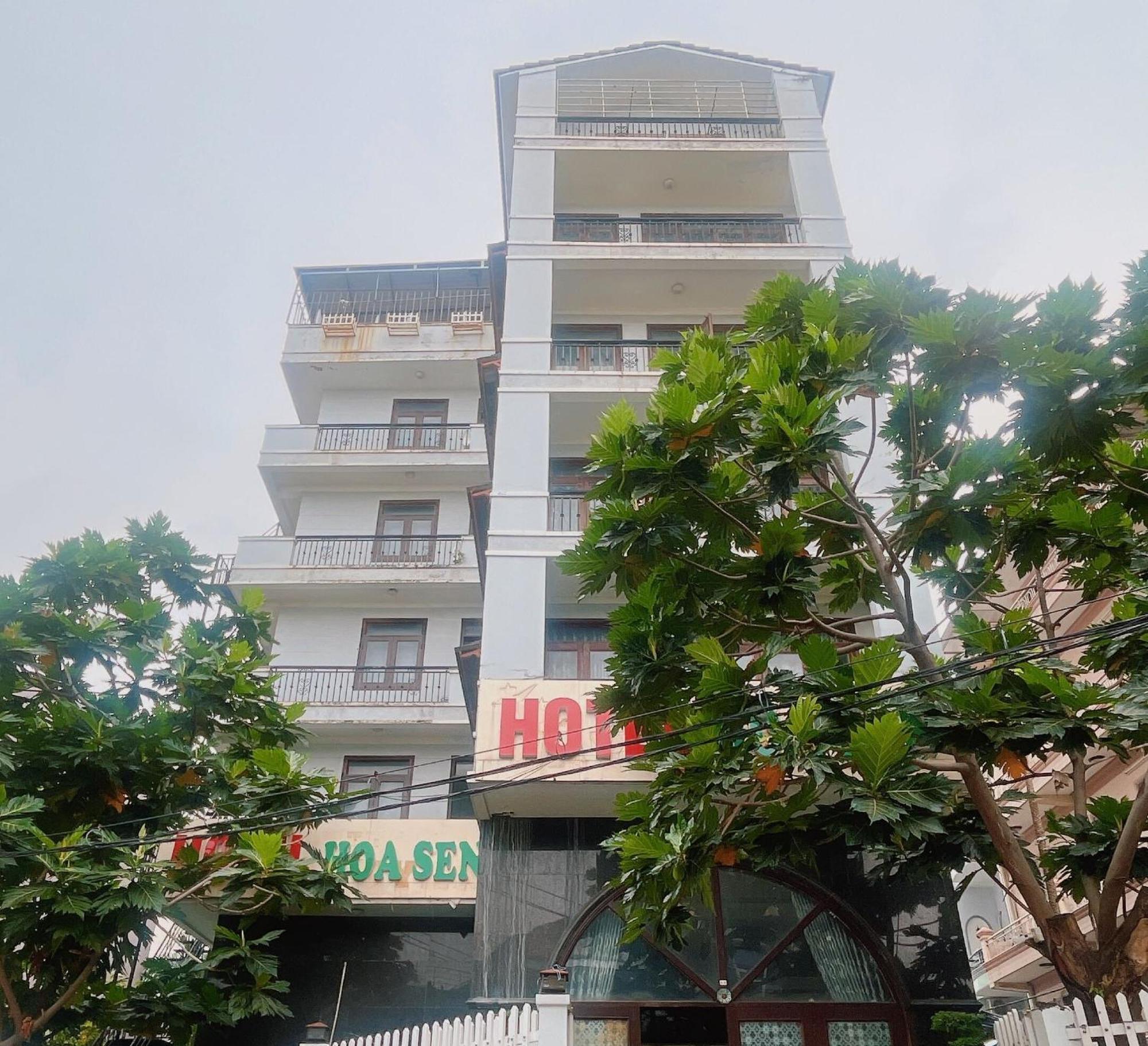 Hoa Sen 2*